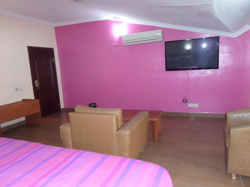 Le Real Hotel Lekki Esterno foto