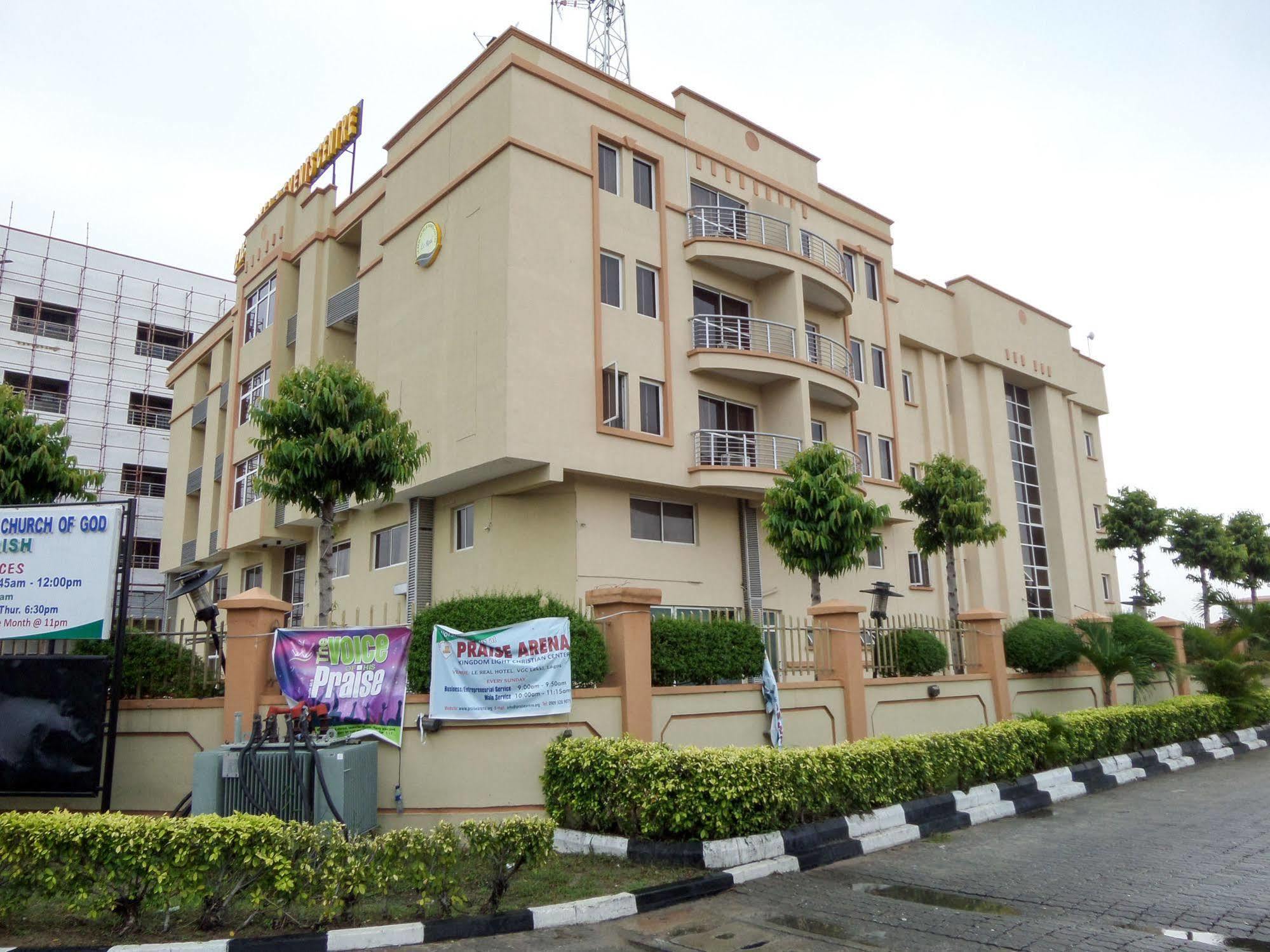 Le Real Hotel Lekki Esterno foto